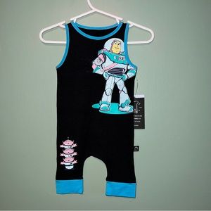 Buzz romper